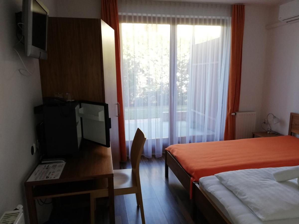 Balaca Panzio Veszprém Exterior foto